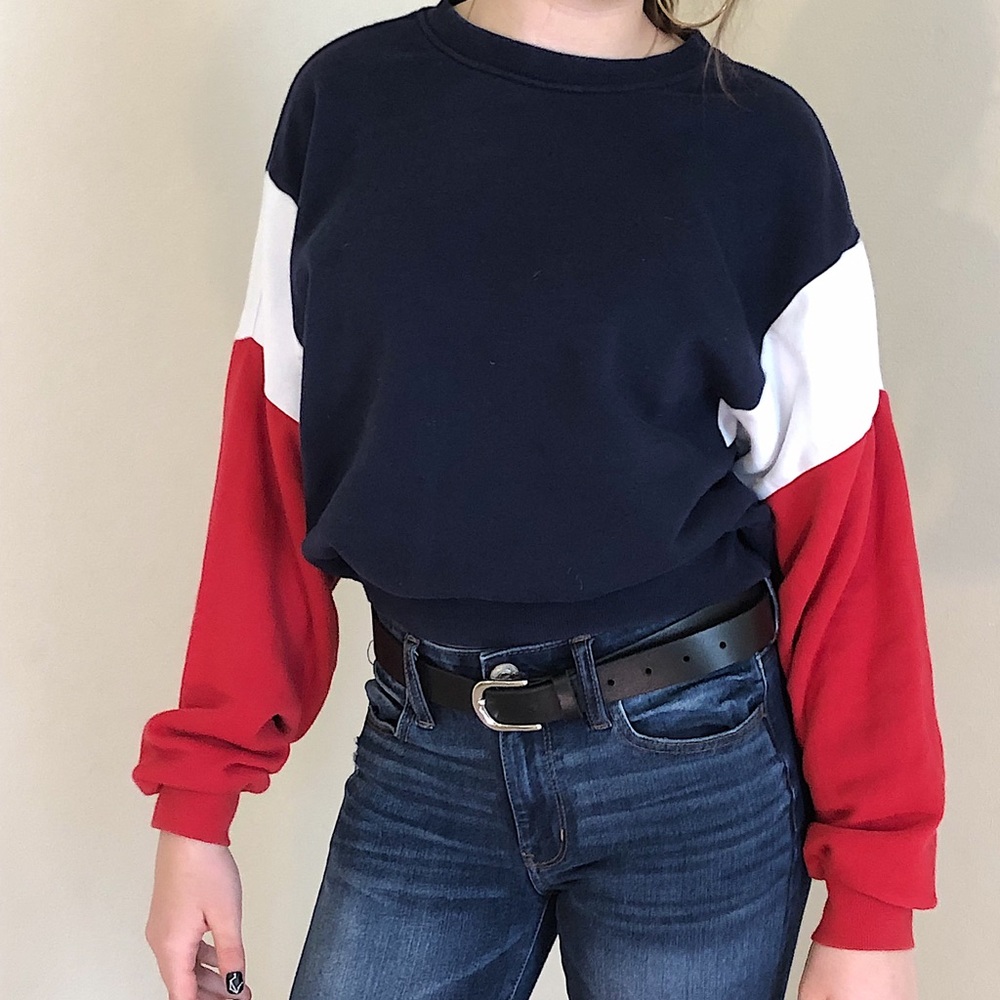RED/WHITE/BLUE LONG SLEEVE CROP TOP